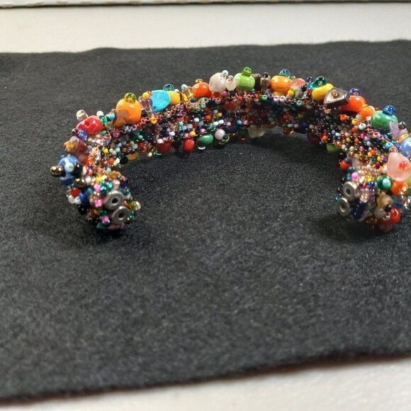 Woven Beaded Magnetic Bracelet Work of Art Handcrafted Cottagecore Kitsch Chic - Picture 7 of 8